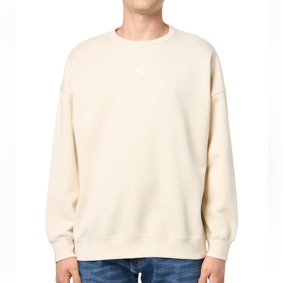PUMA Women's/Men Essentials Oversized Fleece Sweatshirt. SzMedium. New with tag. - Picture 1 of 14